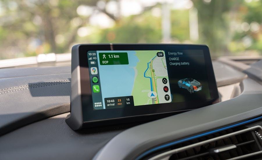 Android Auto vs Apple CarPlay: Which Is Better and Why - Guiding Tech