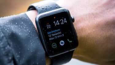 How to Eject Water From Apple Watch