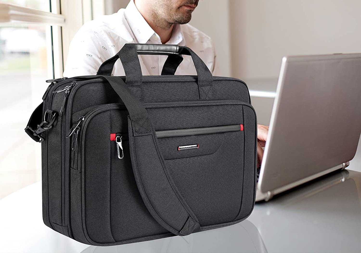 6 Best Rolling Laptop Bags: Lightweight, Affordable, Stylish, and