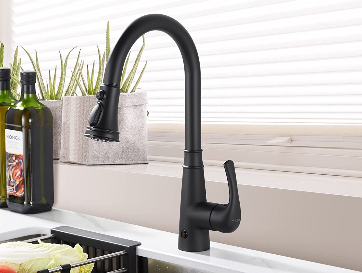 4 Best Touchless Kitchen Faucets With