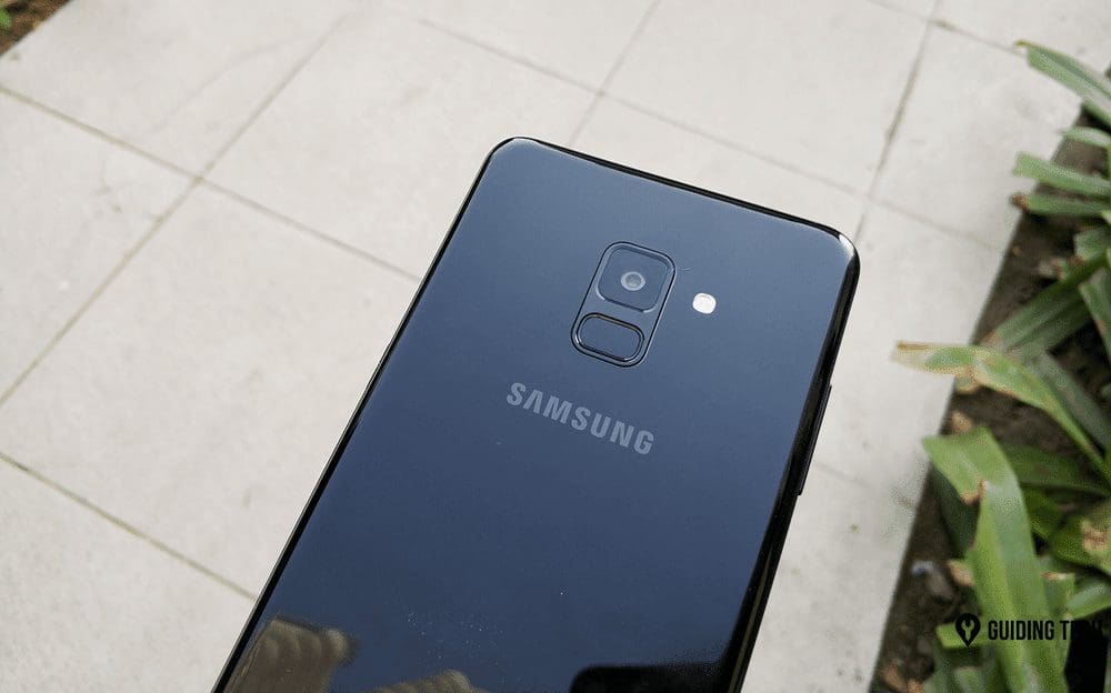 Samsung Galaxy A8 Review 19