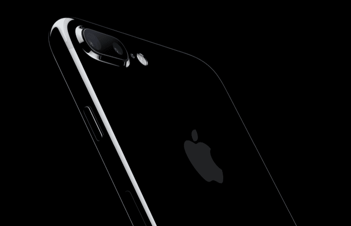 Top 5 Sleek Jet Black Cases for the iPhone 7 and 7 Plus