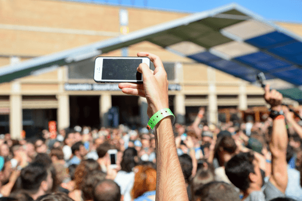 Shutterstock Iphone Camera Crowd