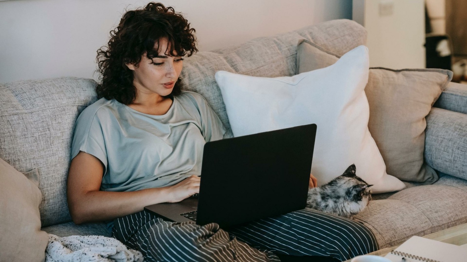 How to Turn off Subtitles on Prime Video on Any Device Guiding Tech